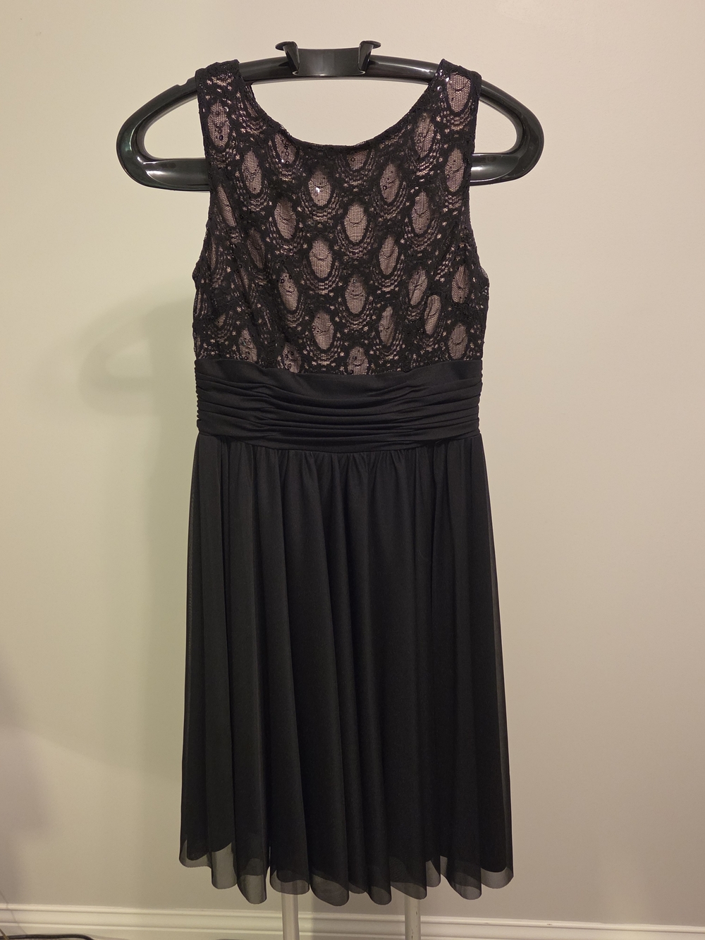 Jessica Howard Black Lace Bodice Midi Dress